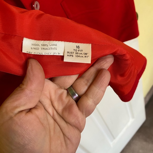 1970s Jaeger ladies vintage vest/pant suit - Picture 4 of 4